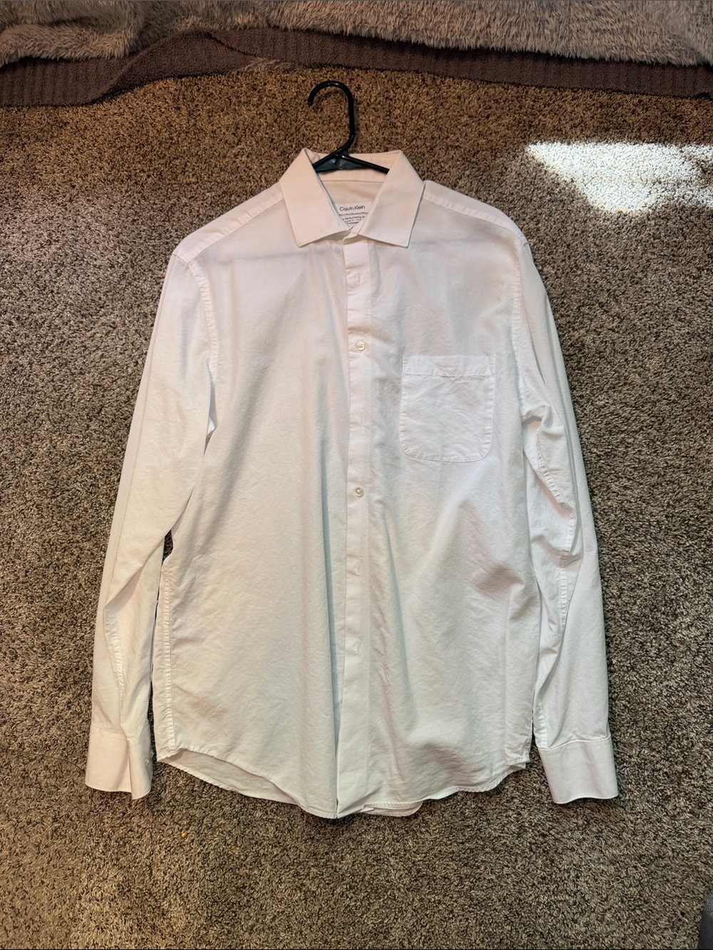 Calvin Klein White Long-Sleeve Dress Shirt with Chest Pocket